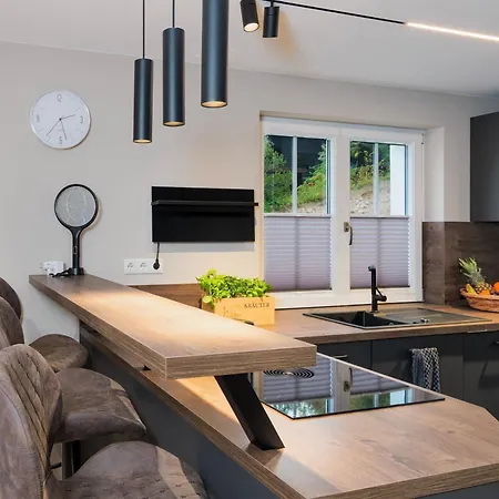 Ferienhaus Waldklang Panorama - Eingezäunt - Sauna Geplant - Stylish *