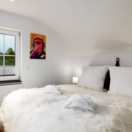 Waldklang Panorama - Eingezaeunt - Aussen-sauna - T-fussball - Billard - Hunde Willkommen Alpirsbach