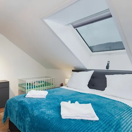 Waldklang Panorama - Eingezäunt - Sauna Geplant - Stylish Ferienhaus Alpirsbach