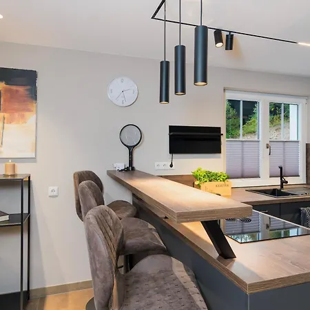 Waldklang Panorama - Eingezaeunt - Aussen-sauna - T-fussball - Billard - Hunde Willkommen